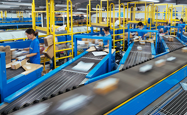 快遞包裹分揀機,快遞分揀機,物流快遞分揀設備,高臻智能